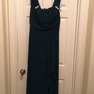 Emerald Green Gown new with tags size 16